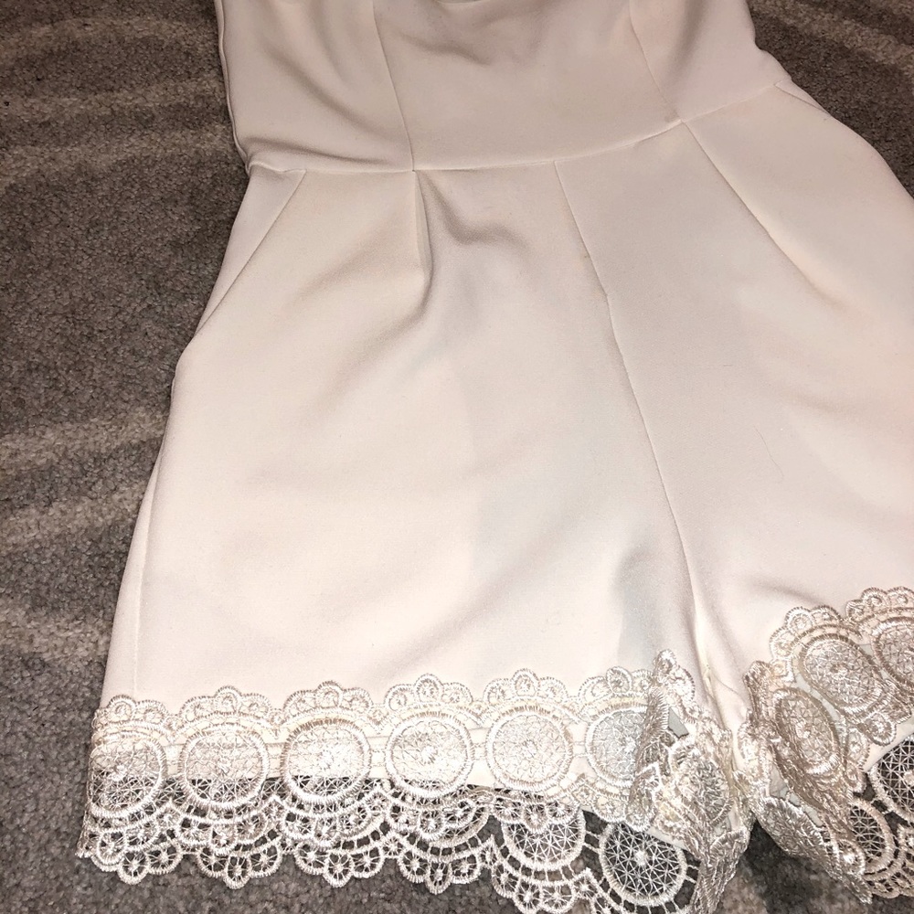 Urban outfitters white romper - Picture 3 of 5